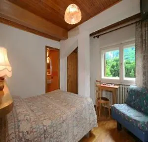 Hotel Petit Meuble