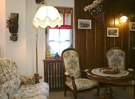Hotel Petit Meuble Courmayeur